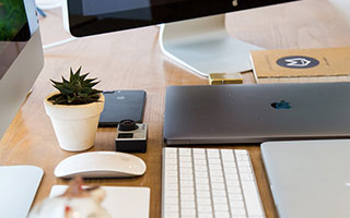 林良锋：贝尔萨逼出更凶猛曼联，争4从打好主场开始