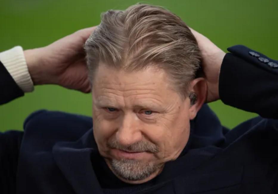 世界杯比赛在线观看地址-舒梅切尔：迪亚斯和努涅斯走后利物浦失去了前场逼抢