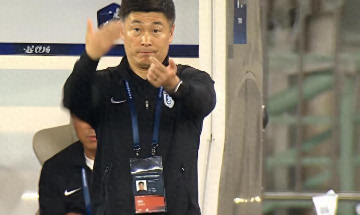 世界杯比赛在线观看地址-崔康熙大部分嫡系助教都被鲁能送走，为何唐田却能留下冬训