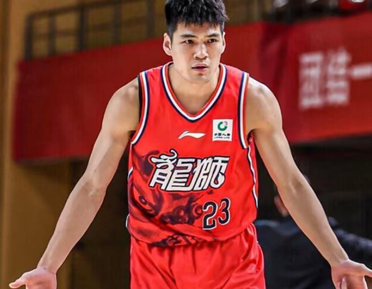 世界杯高清赛事直播平台-CBA球员回避条款，周琦不打新疆，陈国豪限制出场时间