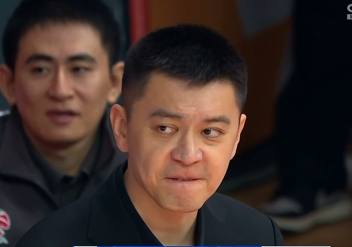 世界杯客户端安装包-耐人寻味！杨鸣下课第一场辽篮狂胜52分，赛季首次破百全员都在笑