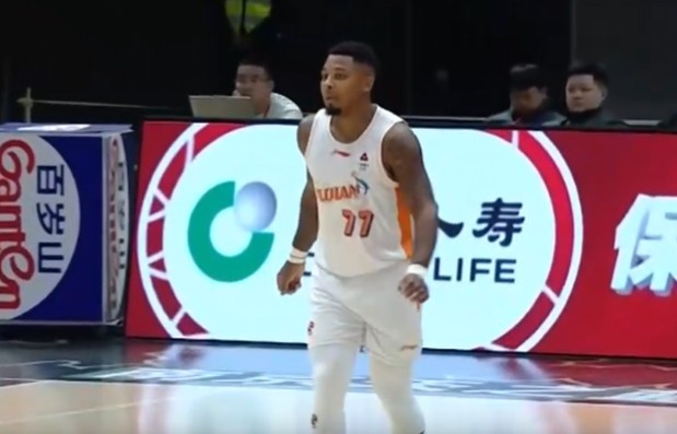 世界杯官方直播官网下载安装入口-超级得分手！皮特森半场15分钟 9中5&amp;罚球7中7砍下20分4板3助